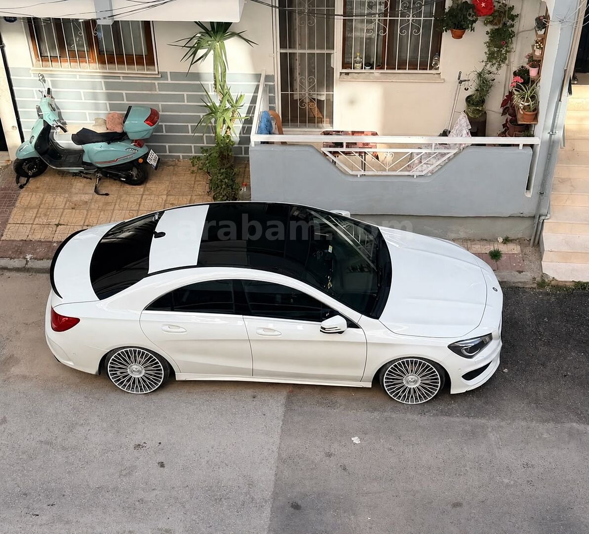 Sahibinden Mercedes - Benz CLA 200 AMG 2014 Model İzmir 148.000 km Beyaz 5