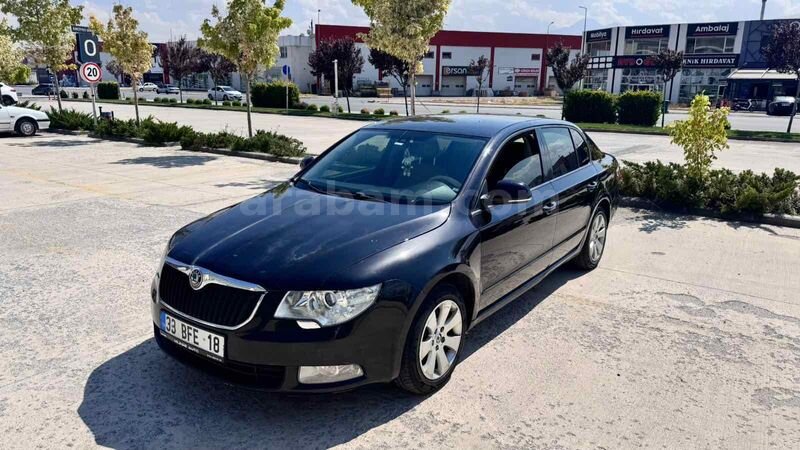 Sahibinden Skoda SuperB 1.6 TDI Comfort 2011 Model Kayseri 275.000 km Siyah