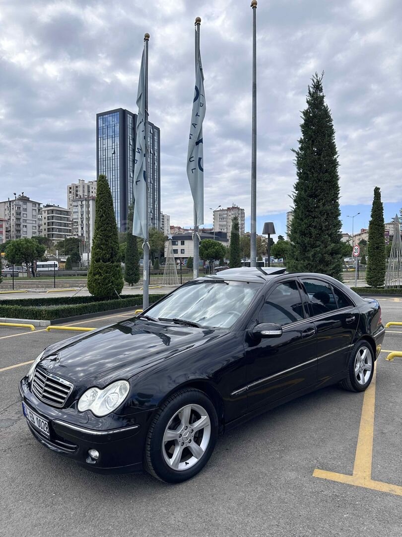 Sahibinden Mercedes - Benz C 200 Kompressor Avantgarde 2006 Model İstanbul 286.500 km Siyah 3