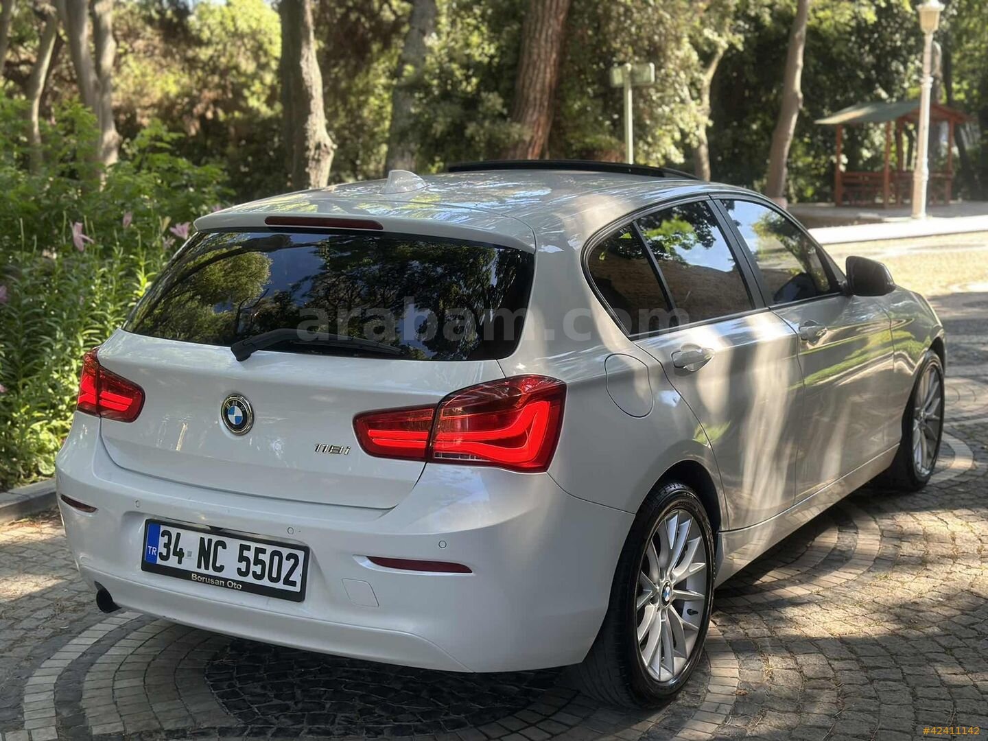 Galeriden BMW 1 Serisi 118i One Edition 2015 Model İstanbul 128.000 km Beyaz 7