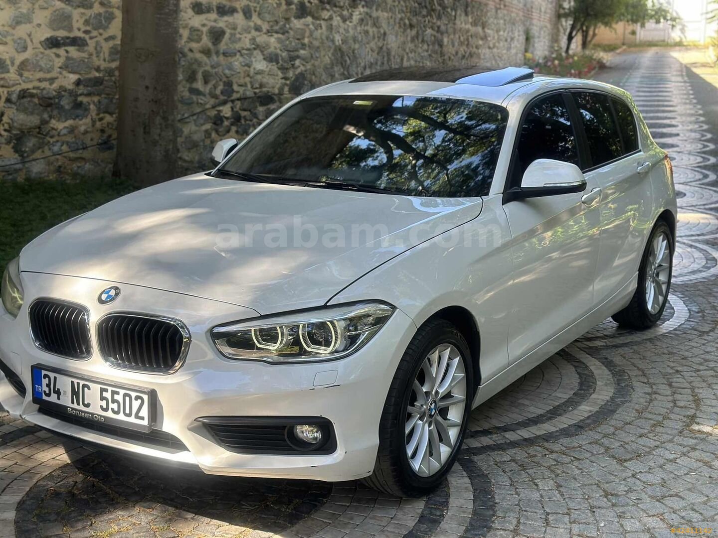 Galeriden BMW 1 Serisi 118i One Edition 2015 Model İstanbul 128.000 km Beyaz 3