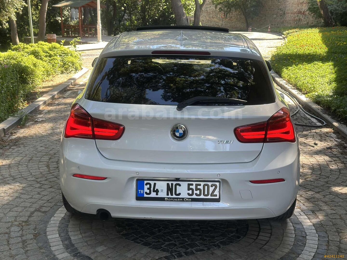 Galeriden BMW 1 Serisi 118i One Edition 2015 Model İstanbul 128.000 km Beyaz 6