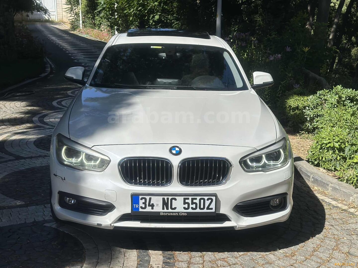 Galeriden BMW 1 Serisi 118i One Edition 2015 Model İstanbul 128.000 km Beyaz 2