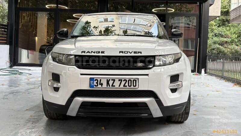 Galeriden Land Rover Range Evoque 2.0 Si4 Dynamic 2014 Model İstanbul 146.000 km Beyaz