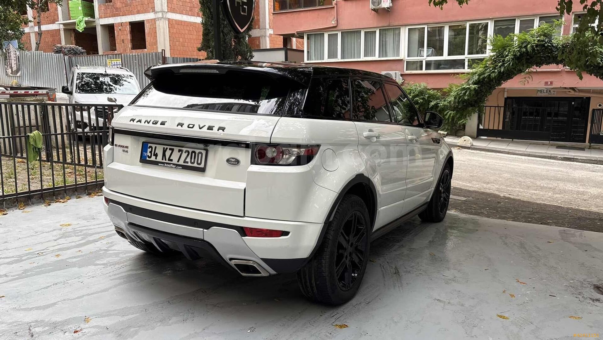 Galeriden Land Rover Range Evoque 2.0 Si4 Dynamic 2014 Model İstanbul 146.000 km Beyaz 6