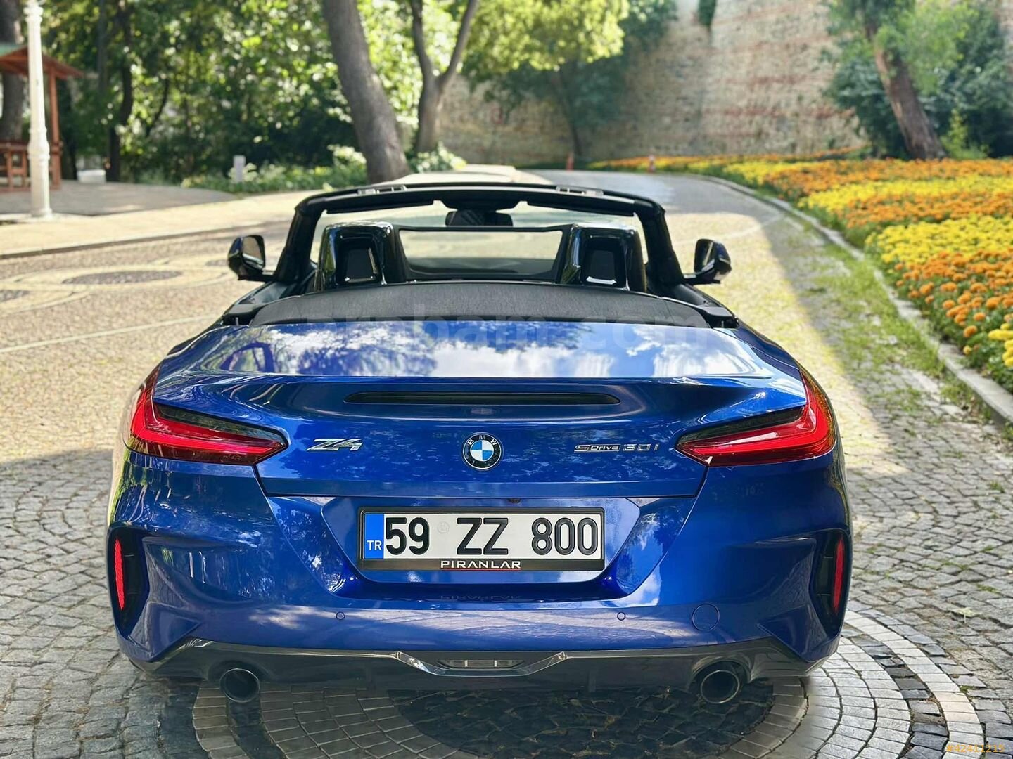 Galeriden BMW Z Serisi Z4 3.0i sDrive 2023 Model İstanbul 10.500 km Mavi 5