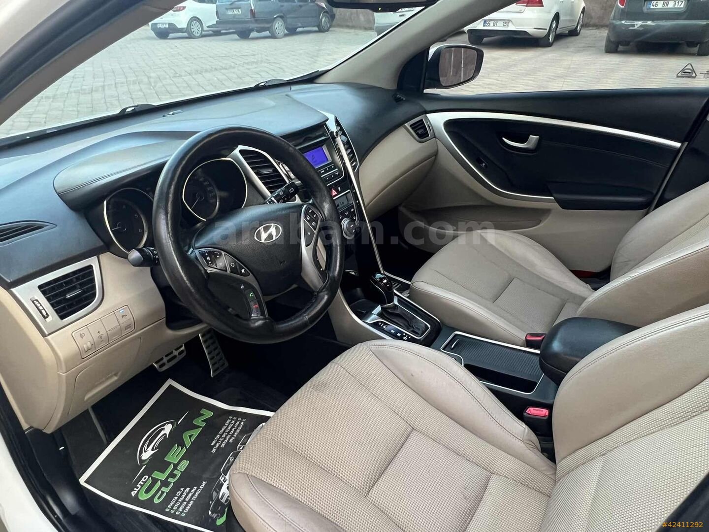 Galeriden Hyundai i30 1.6 CRDi Elite 2013 Model Kahramanmaraş 210.000 km Beyaz 3