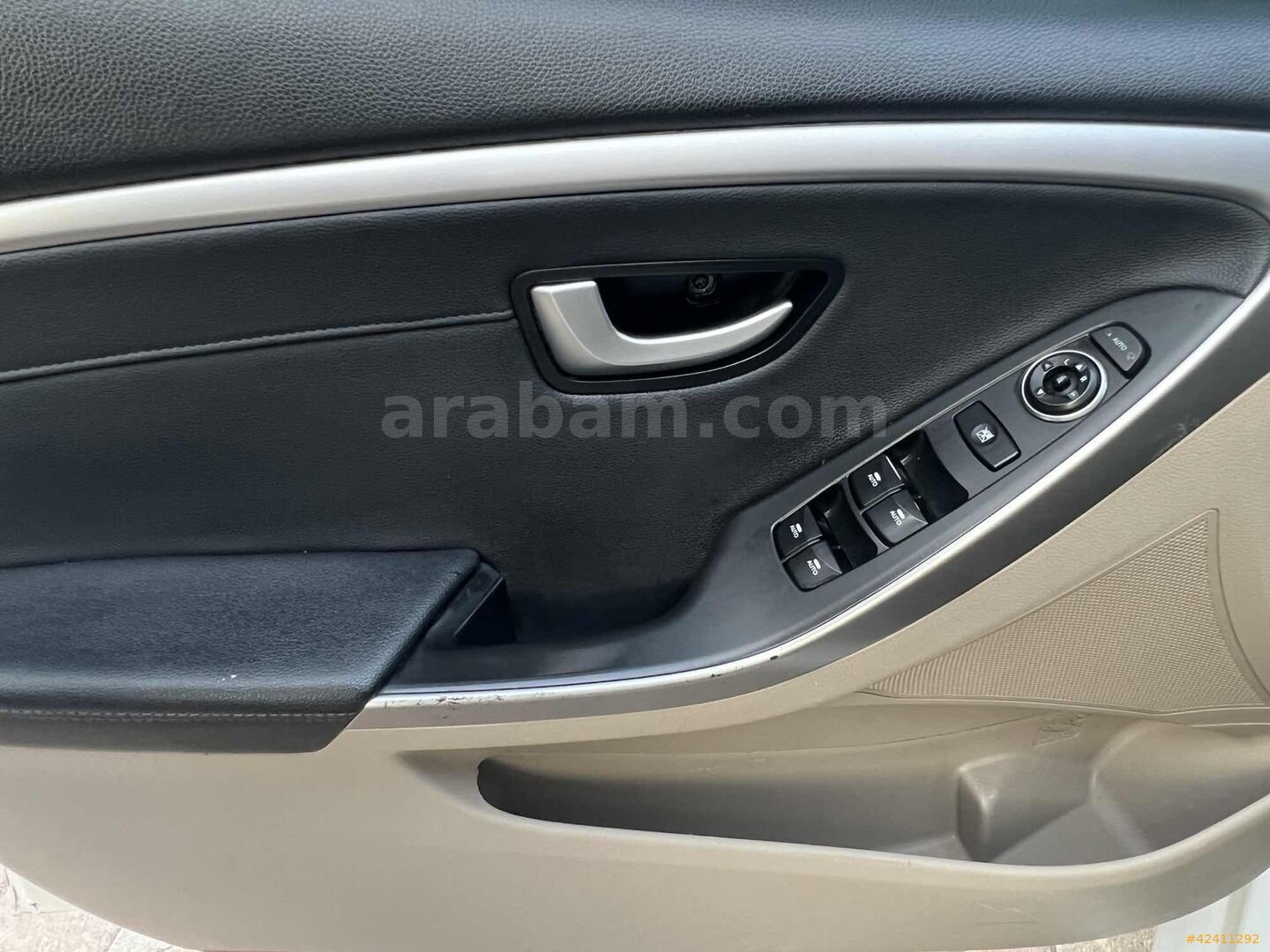 Galeriden Hyundai i30 1.6 CRDi Elite 2013 Model Kahramanmaraş 210.000 km Beyaz 2