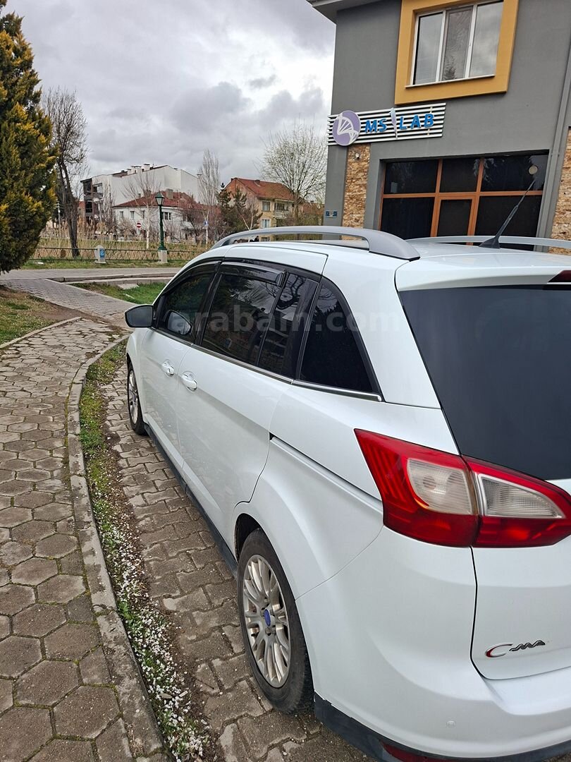 Sahibinden Ford Grand C-Max 1.6 TDCI Titanium 2012 Model Eskişehir 268.000 km Beyaz 5