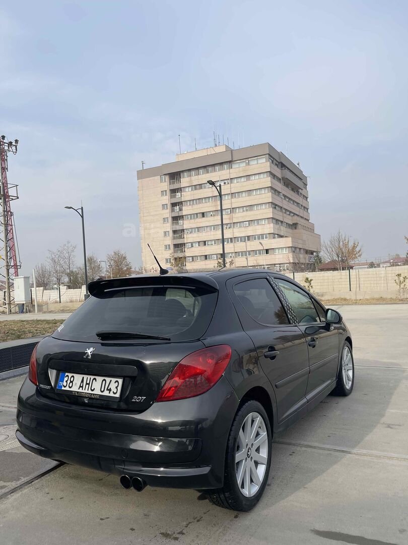 Sahibinden Peugeot 207 1.6 HDi Dynamic 2008 Model Iğdır 250.000 km Siyah 7
