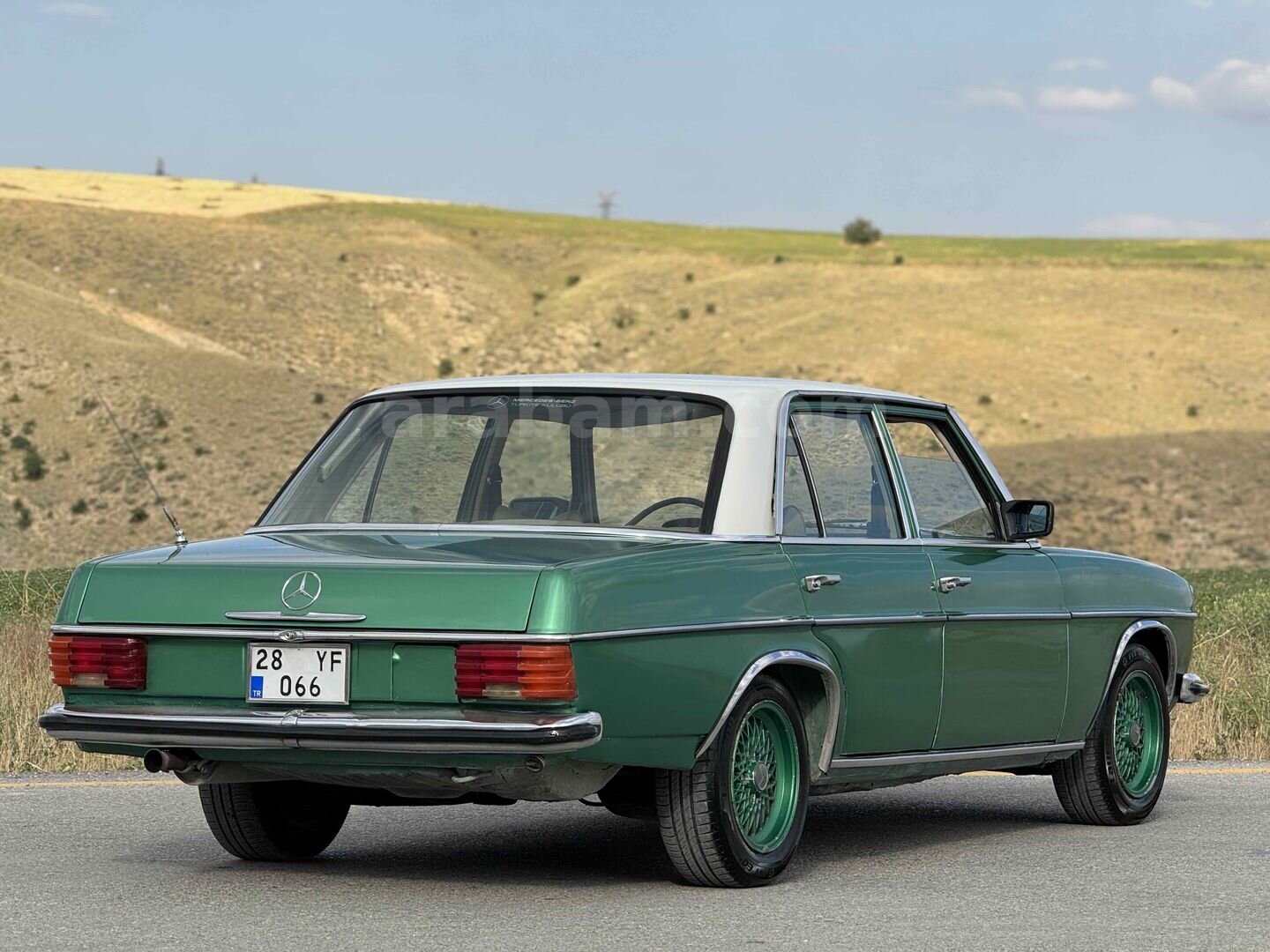 Sahibinden Mercedes - Benz E 200 1975 Model Ankara 99.999 km Yeşil 5