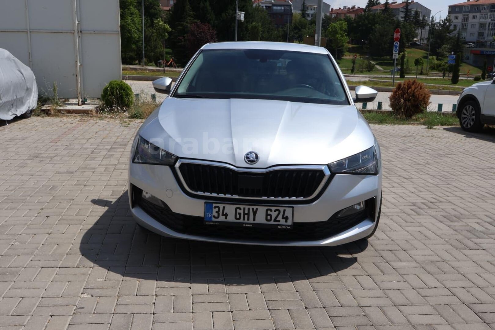 Sahibinden Skoda Scala 1.0 TSI Elite 2022 Model Eskişehir 140.000 km Gri (Gümüş) 3