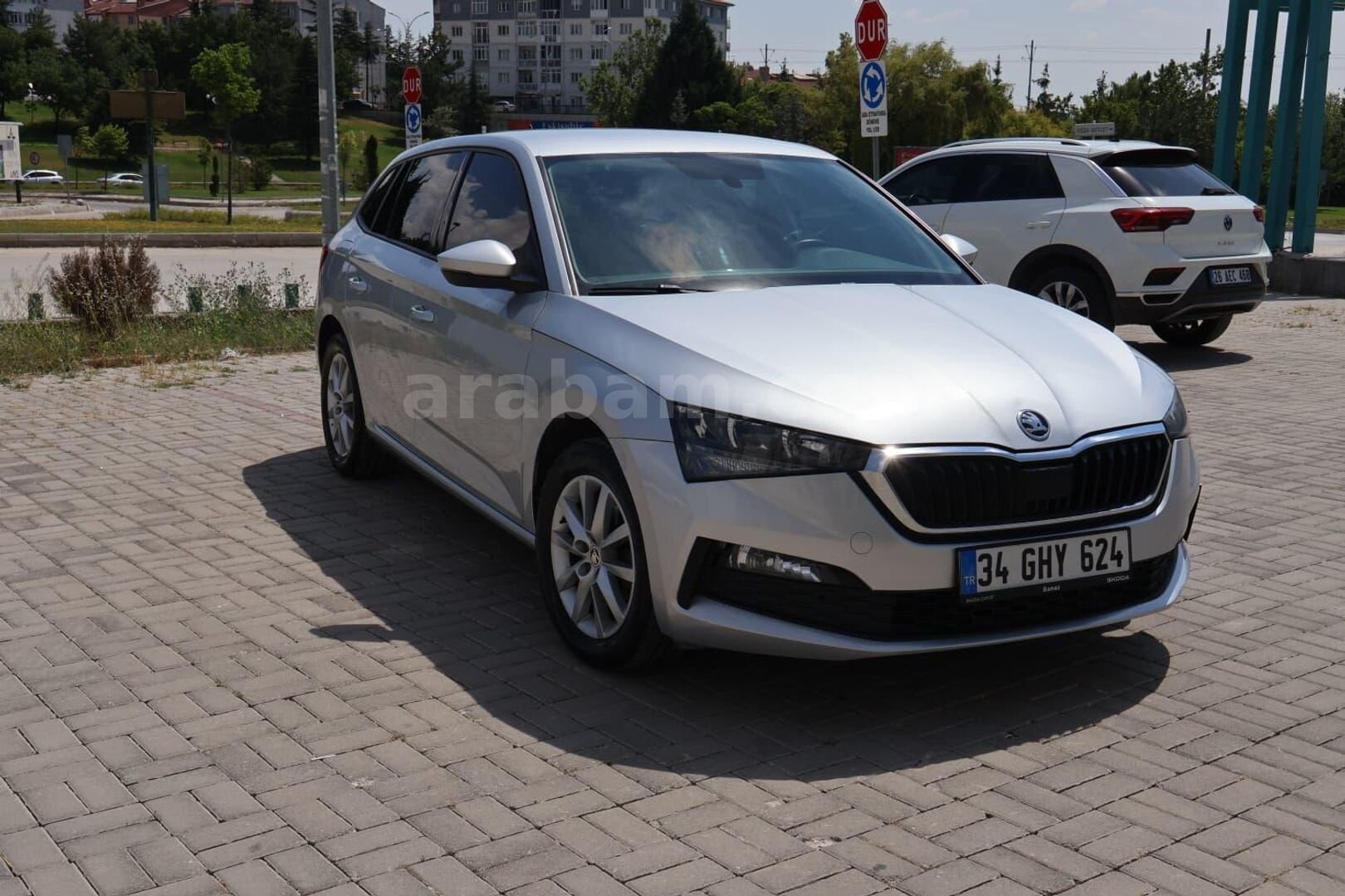 Sahibinden Skoda Scala 1.0 TSI Elite 2022 Model Eskişehir 140.000 km Gri (Gümüş) 2