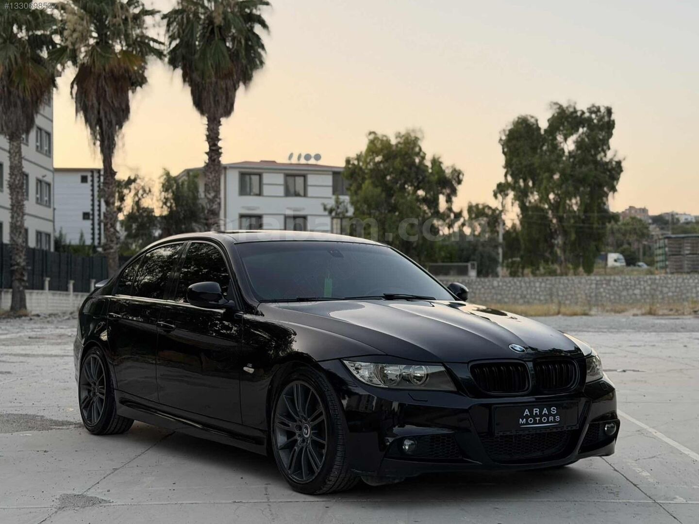 Galeriden BMW 3 Serisi 320d Standart 2011 Model Adana 249.000 km Siyah 1