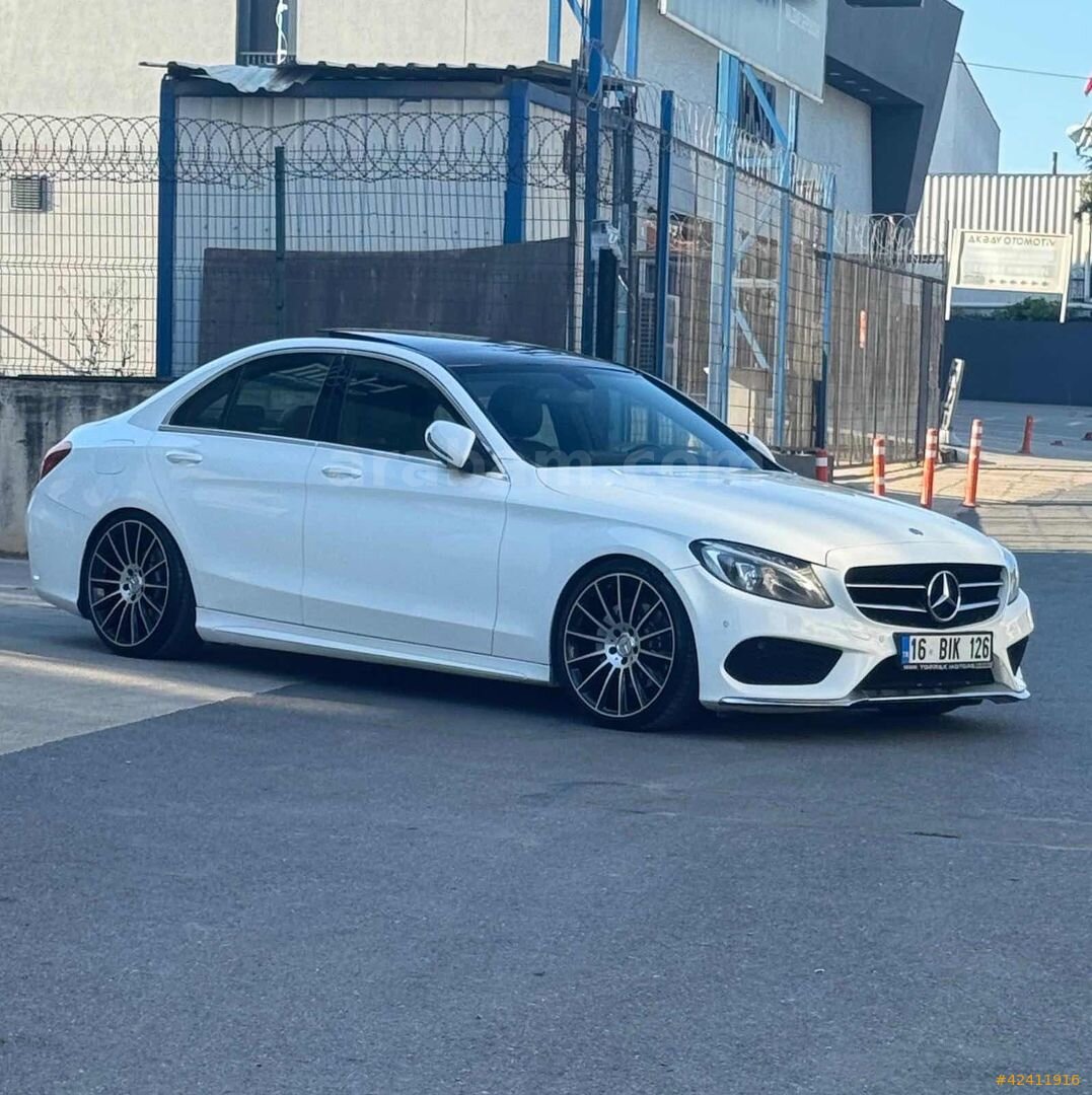 Galeriden Mercedes - Benz C 200 D AMG 2016 Model Kocaeli 277.000 km Beyaz 2