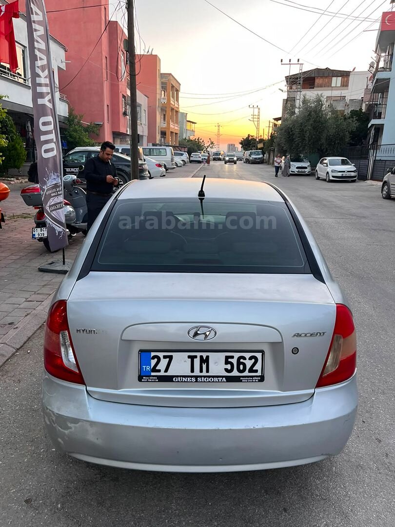Sahibinden Hyundai Accent Era 1.4 Team 2009 Model Adana 305.000 km Gri (Gümüş) 4