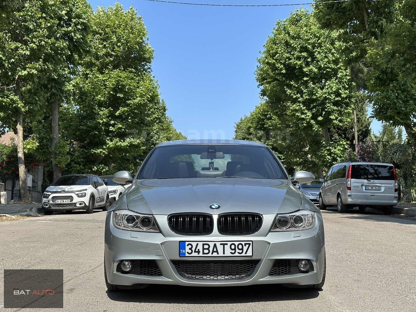 Galeriden BMW 3 Serisi 320d Standart 2005 Model İstanbul 339.000 km Mavi 2