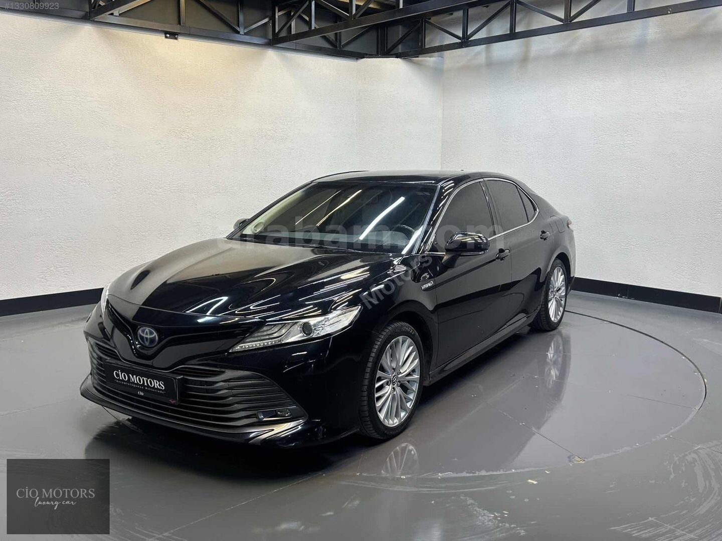 Galeriden Toyota Camry 2.5 Hybrid Passion 2019 Model İzmir 155.000 km Siyah 2