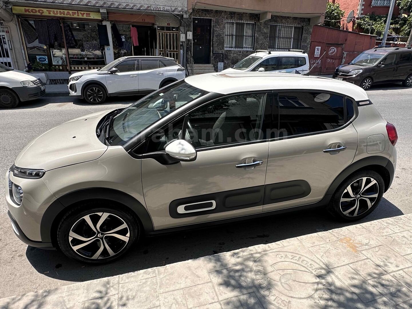 Sahibinden Citroen C3 1.2 PureTech Shine 2023 Model İstanbul 46.000 km Bej 7