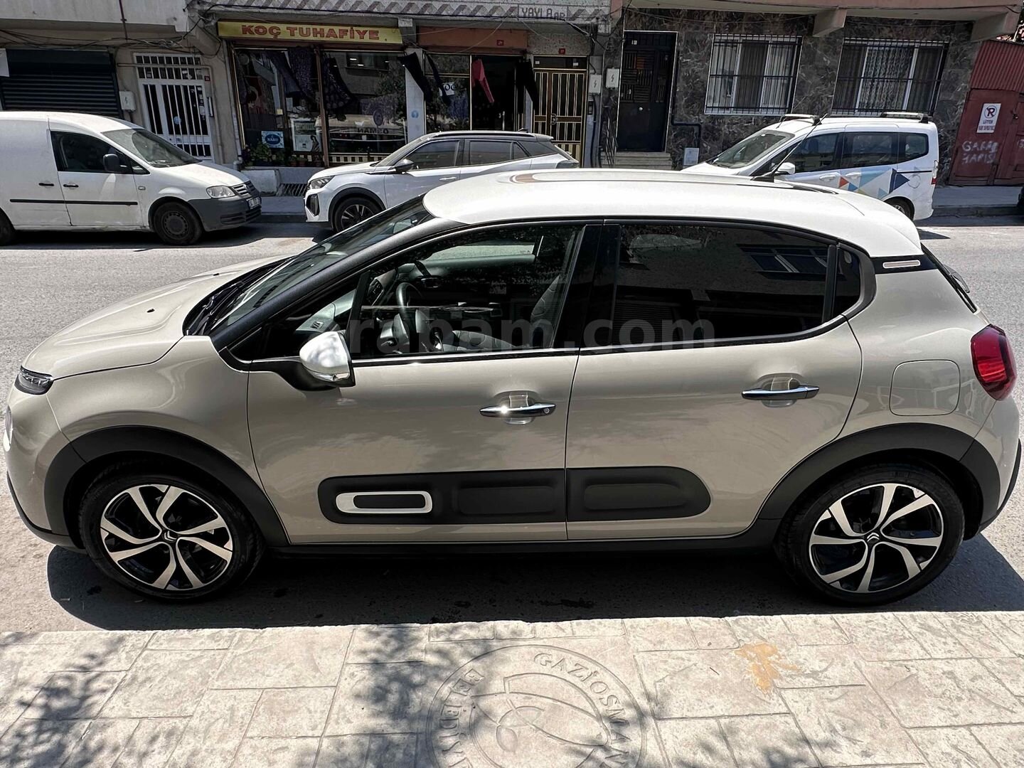 Sahibinden Citroen C3 1.2 PureTech Shine 2023 Model İstanbul 46.000 km Bej 6