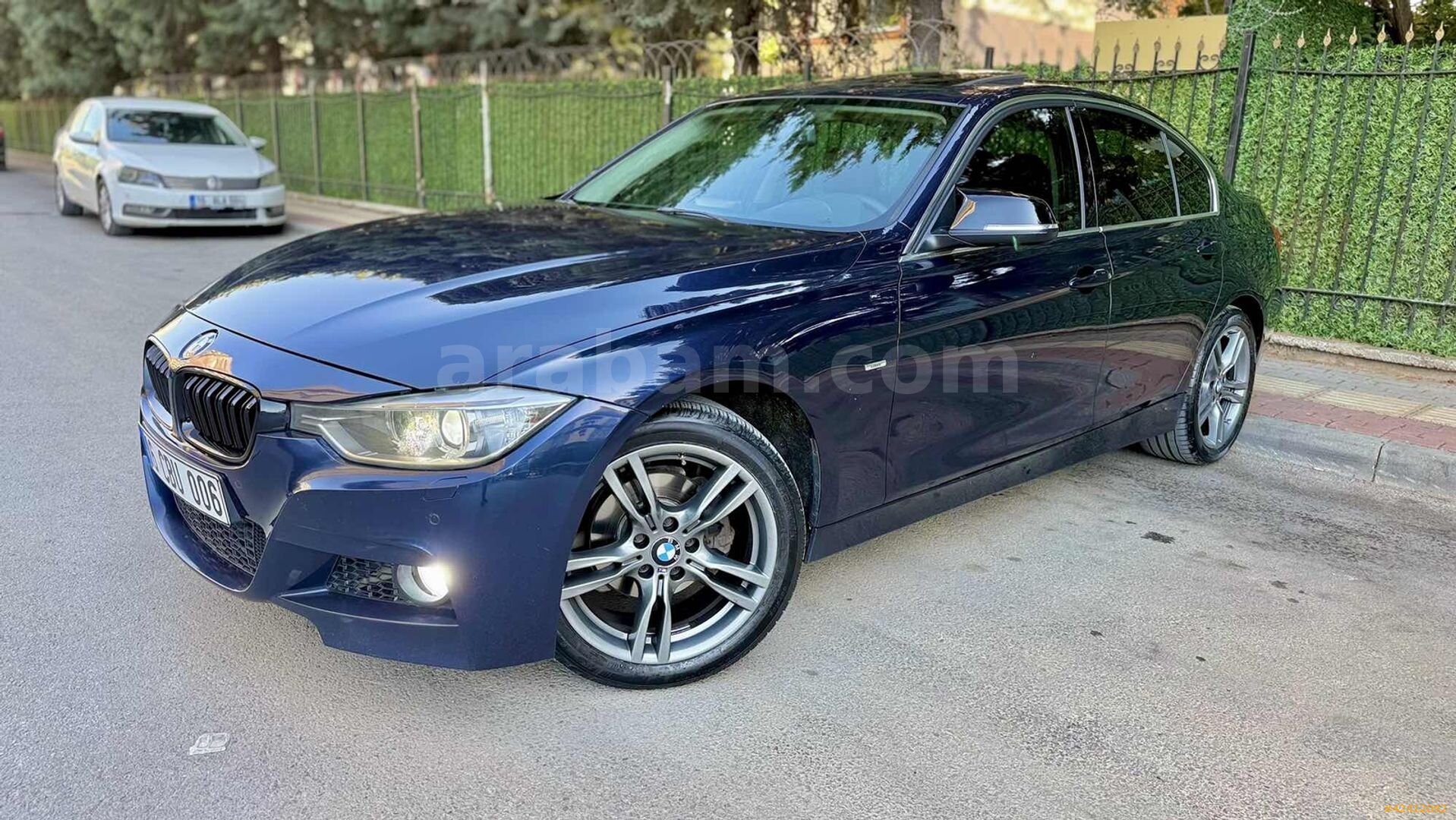 Galeriden BMW 3 Serisi 320i 2012 Model Bursa 246.000 km Lacivert 3