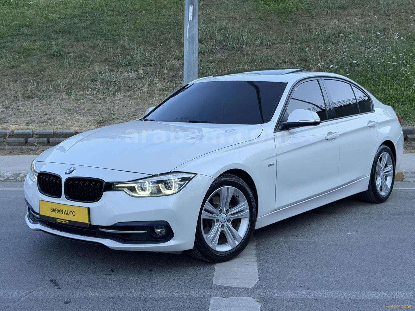 Galeriden BMW 3 Serisi 320i ED Sport Line 2016 Model İstanbul 199.000 km Beyaz 4