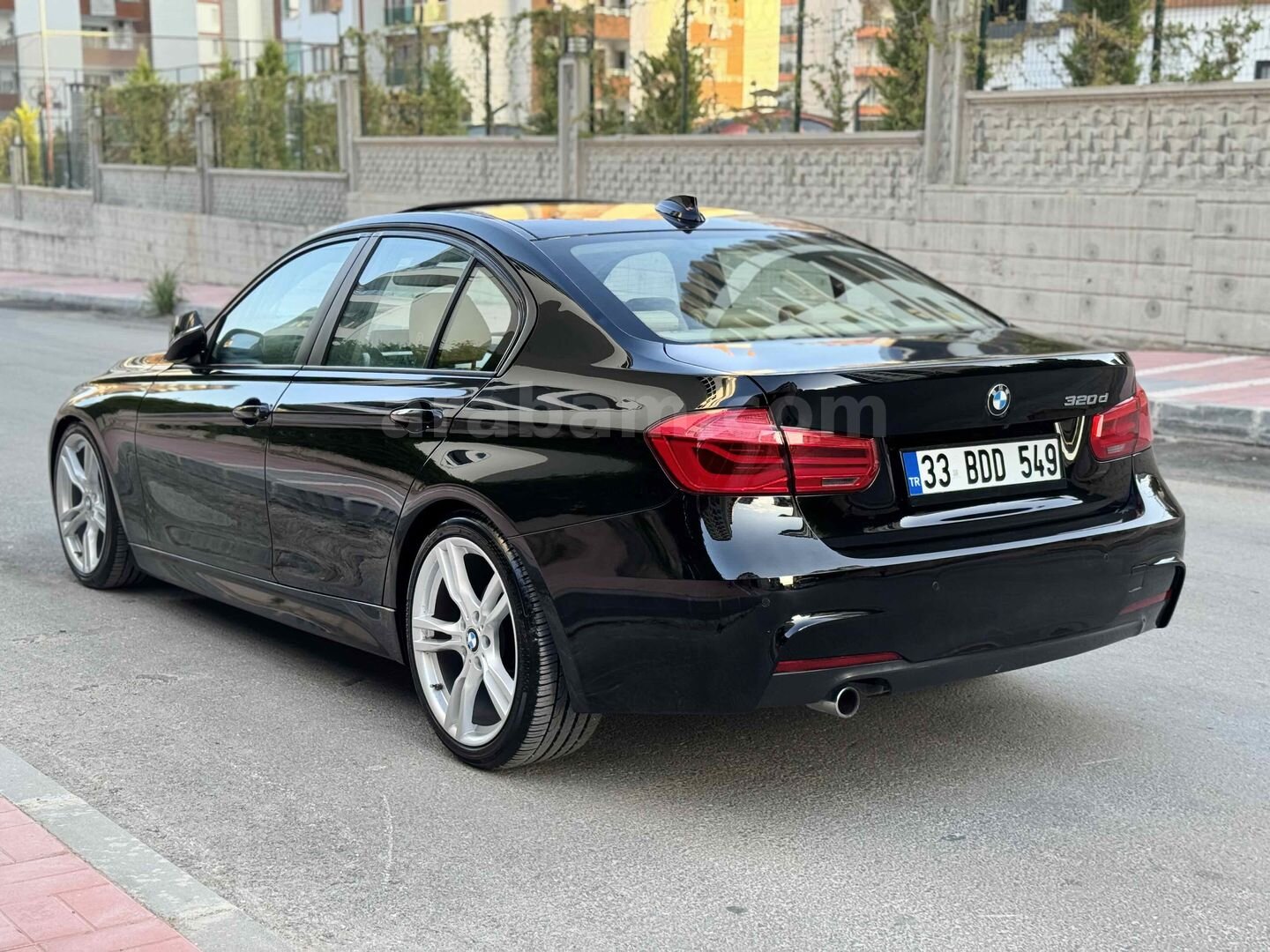 Sahibinden BMW 3 Serisi 320d M Sport 2015 Model Mersin 263.000 km Siyah 7