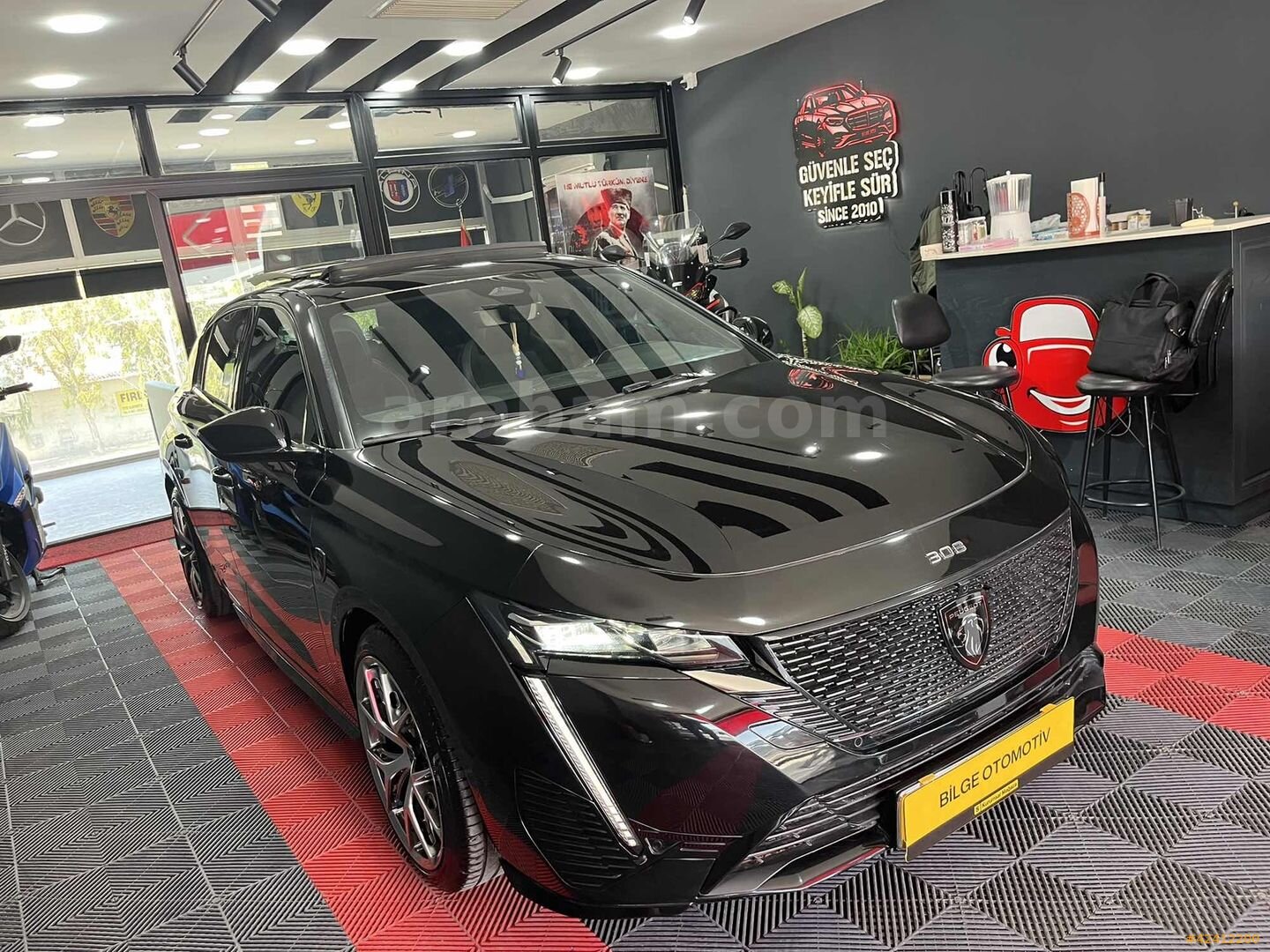 Galeriden Peugeot 308 1.2 PureTech GT 2023 Model İzmir 21.000 km Siyah 5