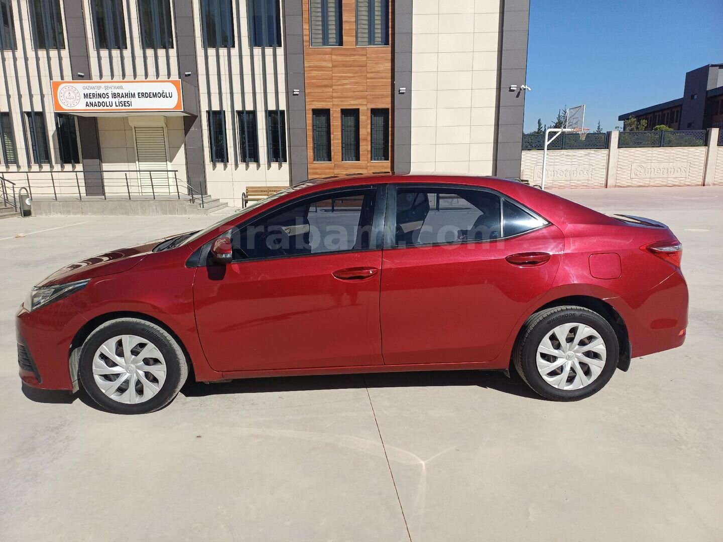 Sahibinden Toyota Corolla 1.33 Life 2017 Model Osmaniye 110.000 km Kırmızı 2