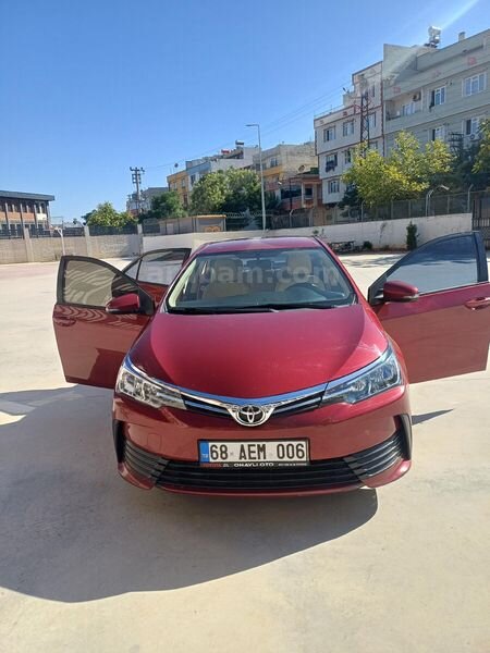 Sahibinden Toyota Corolla 1.33 Life 2017 Model Osmaniye 110.000 km Kırmızı