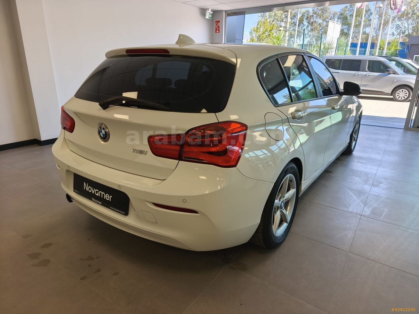 Galeriden BMW 1 Serisi 118i Joy 2015 Model İzmir 81.868 km Beyaz 5