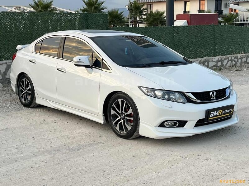 Galeriden Honda Civic 1.6i VTEC Eco Elegance 2015 Model Denizli 179.000 km Beyaz