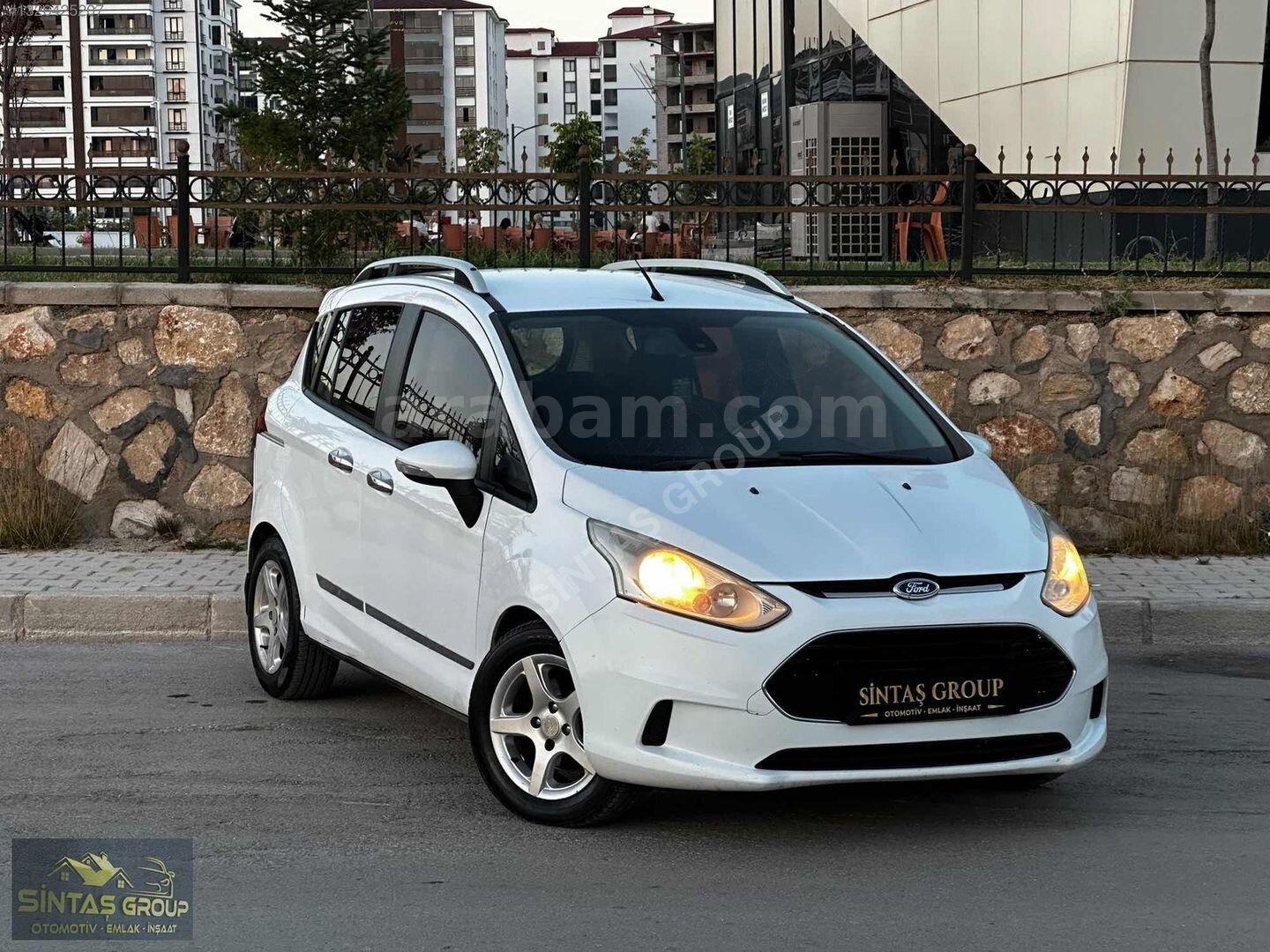 Galeriden Ford B-Max 1.5 TDCi Trend 2012 Model Elazığ 145.000 km Beyaz 1