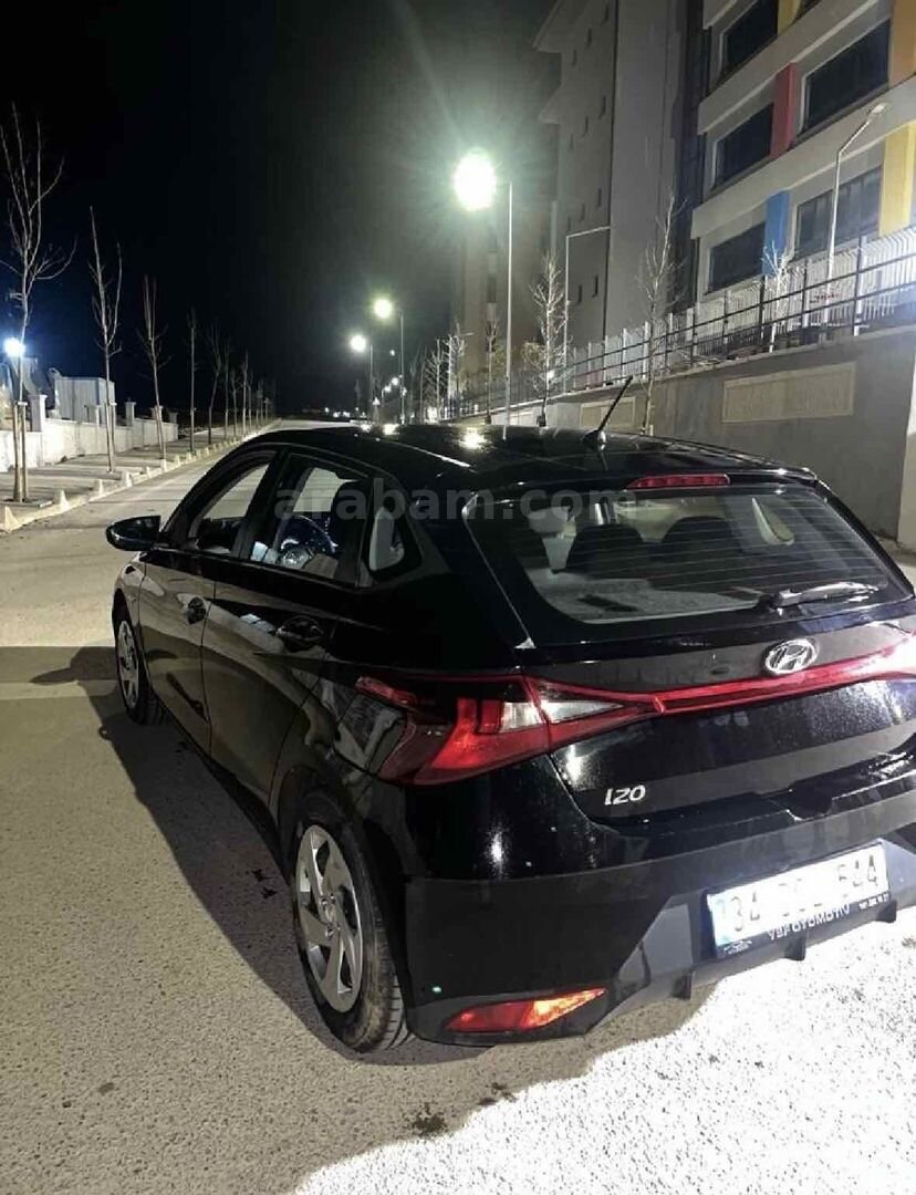 Sahibinden Hyundai i20 1.4 MPI Jump 2020 Model İstanbul 120.000 km Siyah 5
