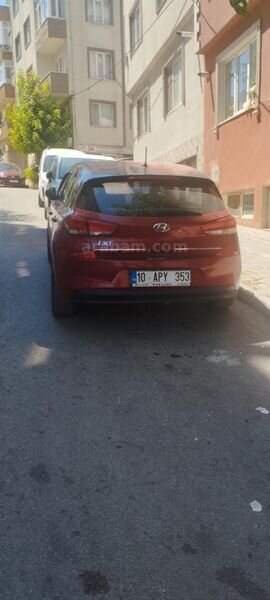 Sahibinden Hyundai i30 1.4 MPi Style 2017 Model Balıkesir 100.500 km Kırmızı