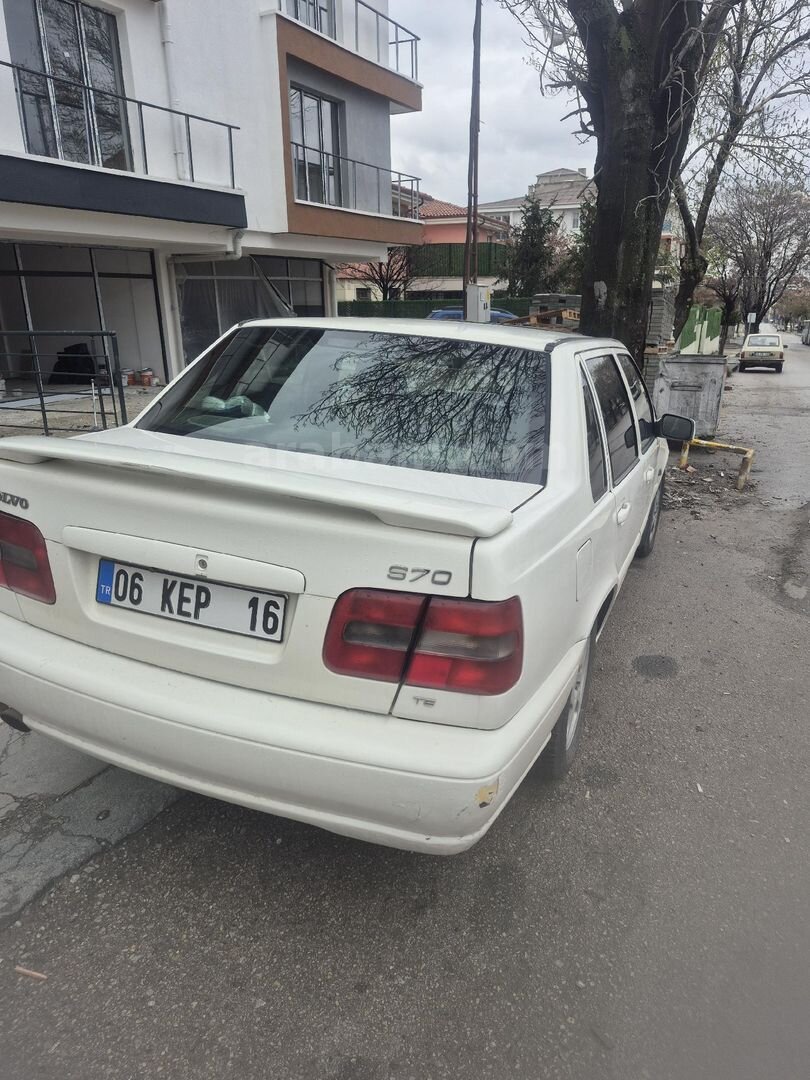 Sahibinden Volvo S70 2.0 T5 1998 Model Ankara 268.000 km Beyaz 3