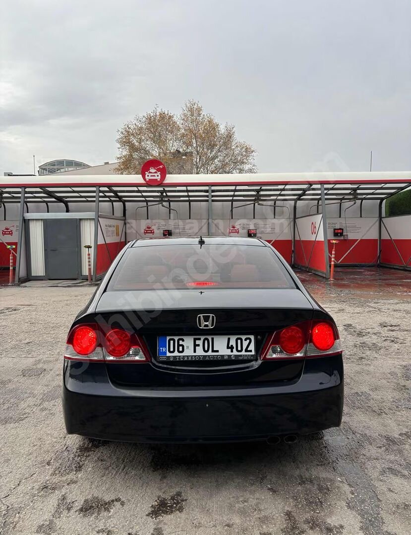 Sahibinden Honda Civic 1.6i VTEC Premium 2007 Model Ankara 238.000 km Siyah 5