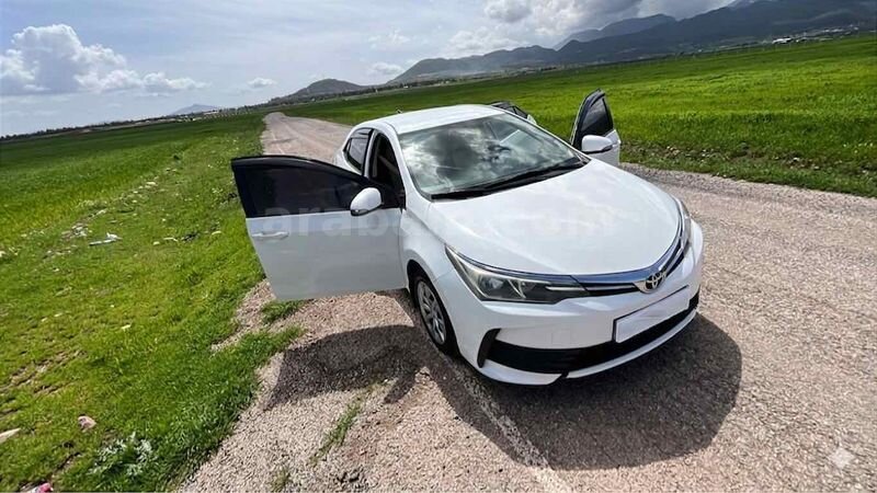 Sahibinden Toyota Corolla 1.33 Life 2018 Model Gaziantep 201.000 km Beyaz