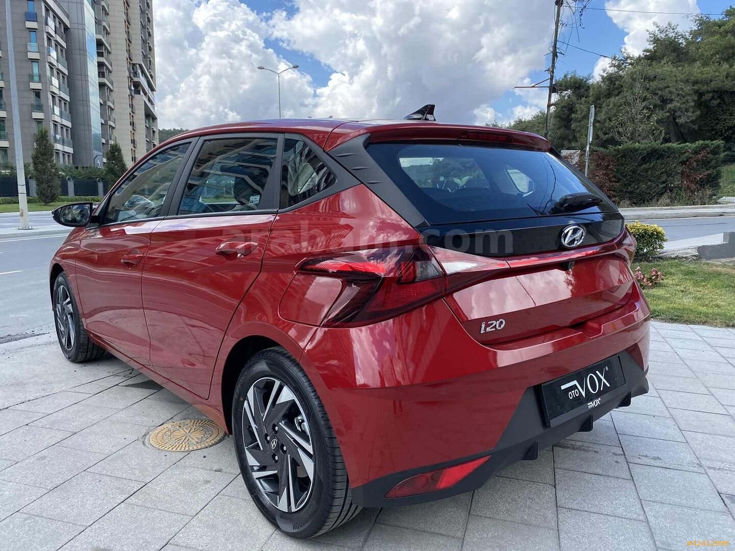 Galeriden Hyundai i20 1.0 T-GDI Style 2022 Model İstanbul 78.000 km Kırmızı 6