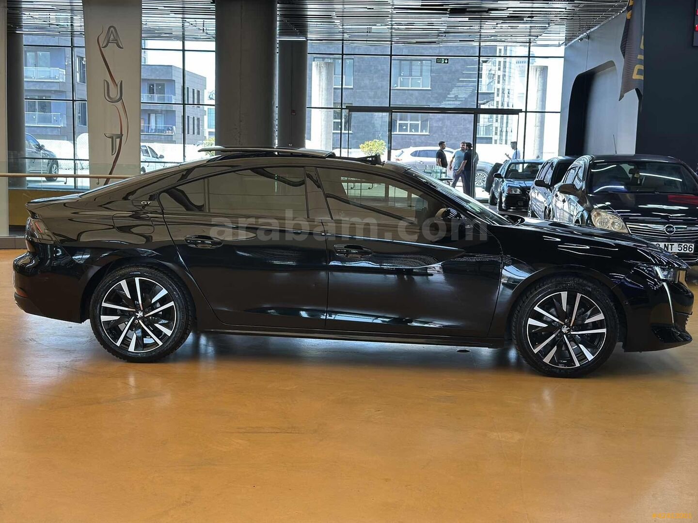 Galeriden Peugeot 508 1.5 BlueHDI GT Selection 2021 Model İstanbul 105.000 km Siyah 5