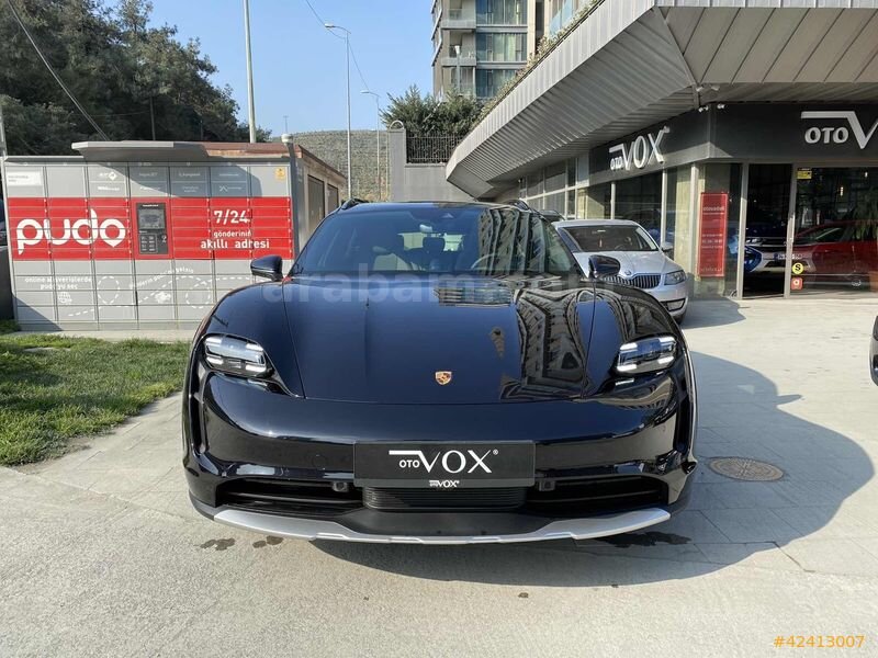 Galeriden Porsche Taycan Elektrik 4 Cross Turismo 2023 Model İstanbul 50.000 km Siyah