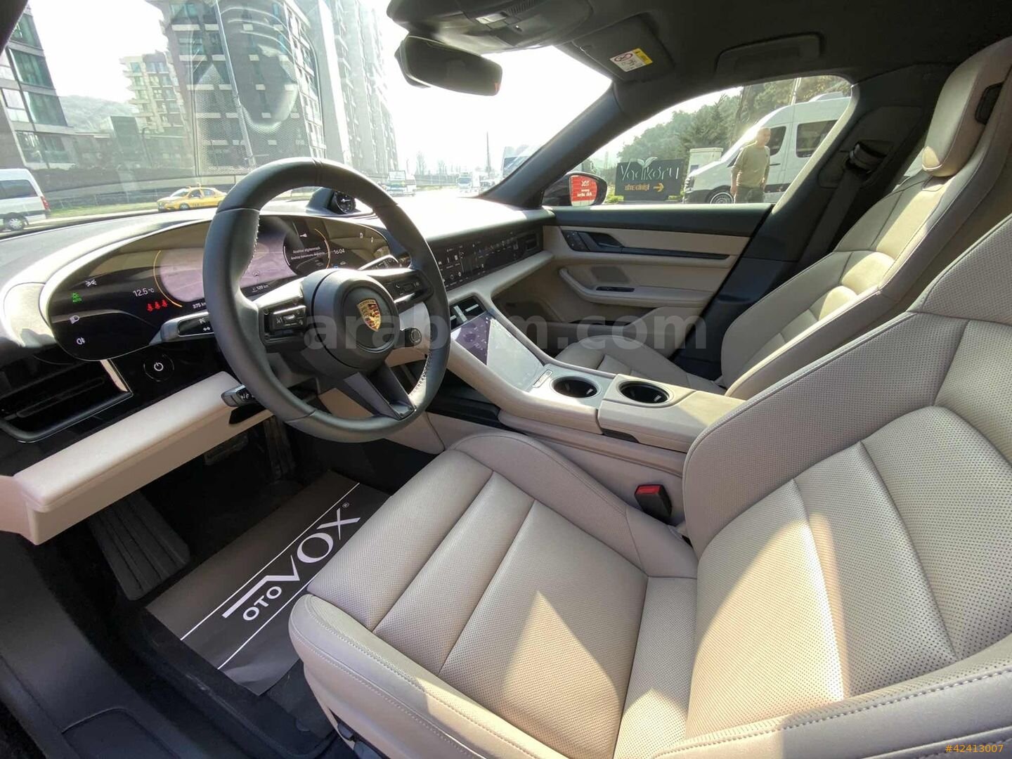 Galeriden Porsche Taycan Elektrik 4 Cross Turismo 2023 Model İstanbul 50.000 km Siyah 7