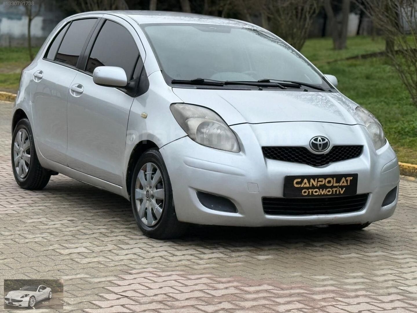 Galeriden Toyota Yaris 1.4 D-4D Terra 2011 Model İstanbul 220.000 km Gri 7