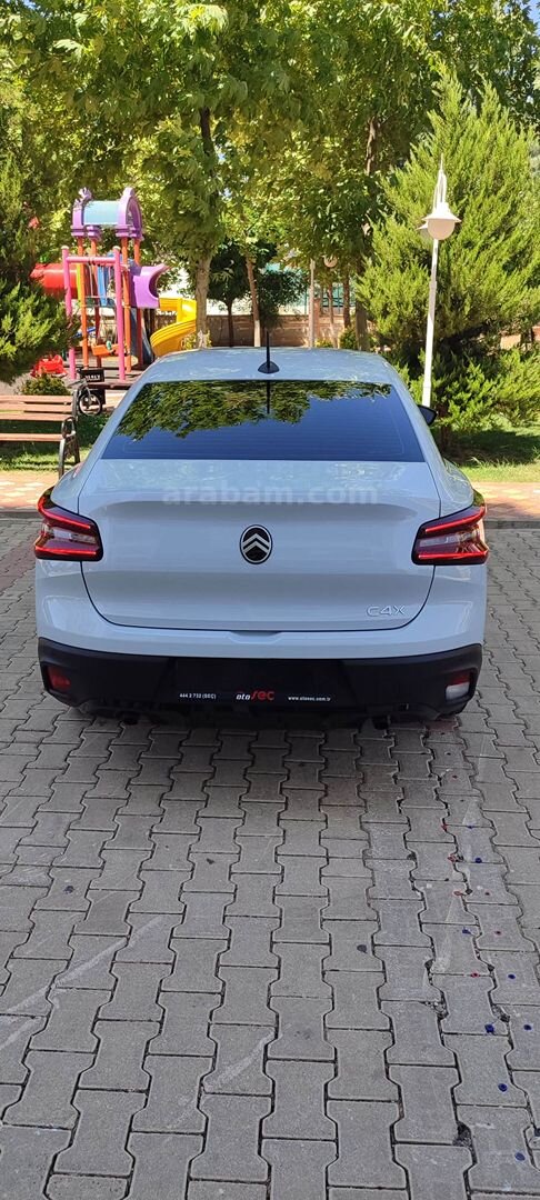 Sahibinden Citroen C4 X 1.2 PureTech Shine 2025 Model Diyarbakır 28.500 km Beyaz 4