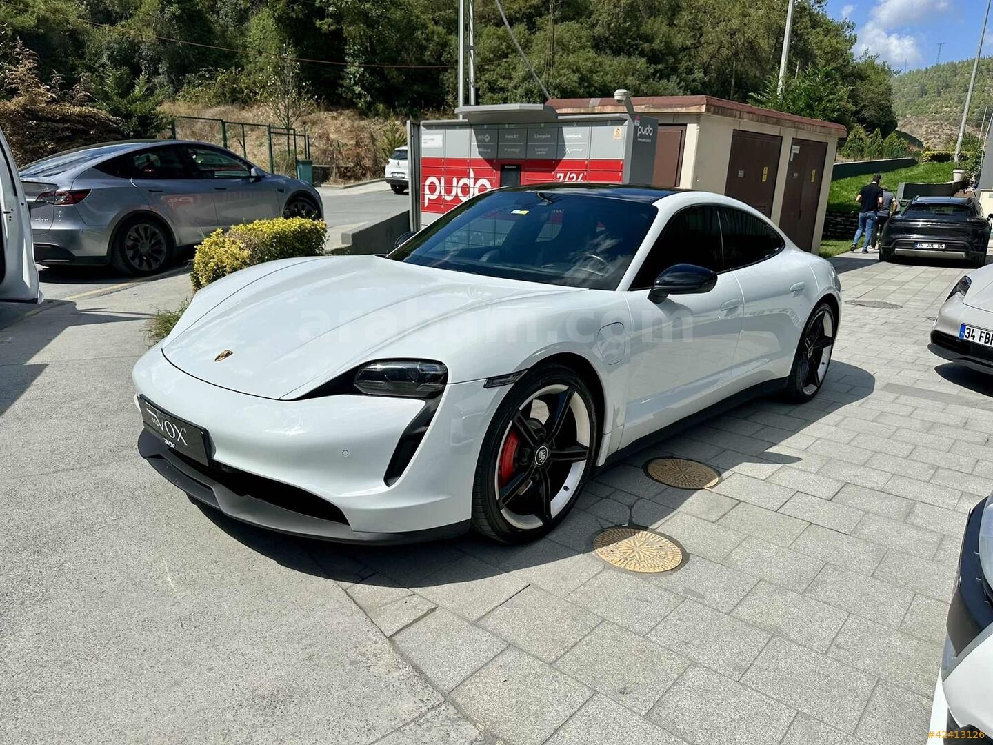 Galeriden Porsche Taycan Elektrik 2021 Model İstanbul 78.000 km Beyaz 4