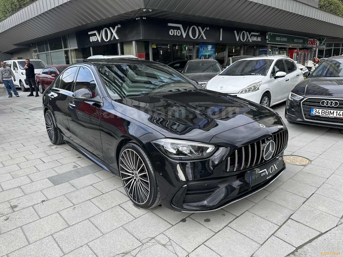 Galeriden Mercedes - Benz C 200 AMG 2023 Model İstanbul 25.000 km Siyah 5