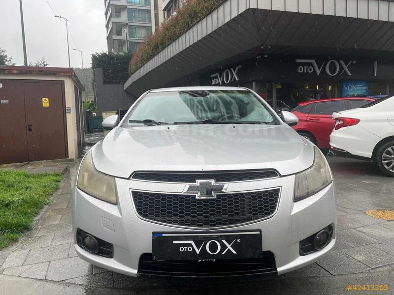 Galeriden Chevrolet Cruze 1.6 LS 2010 Model İstanbul 245.000 km Gri