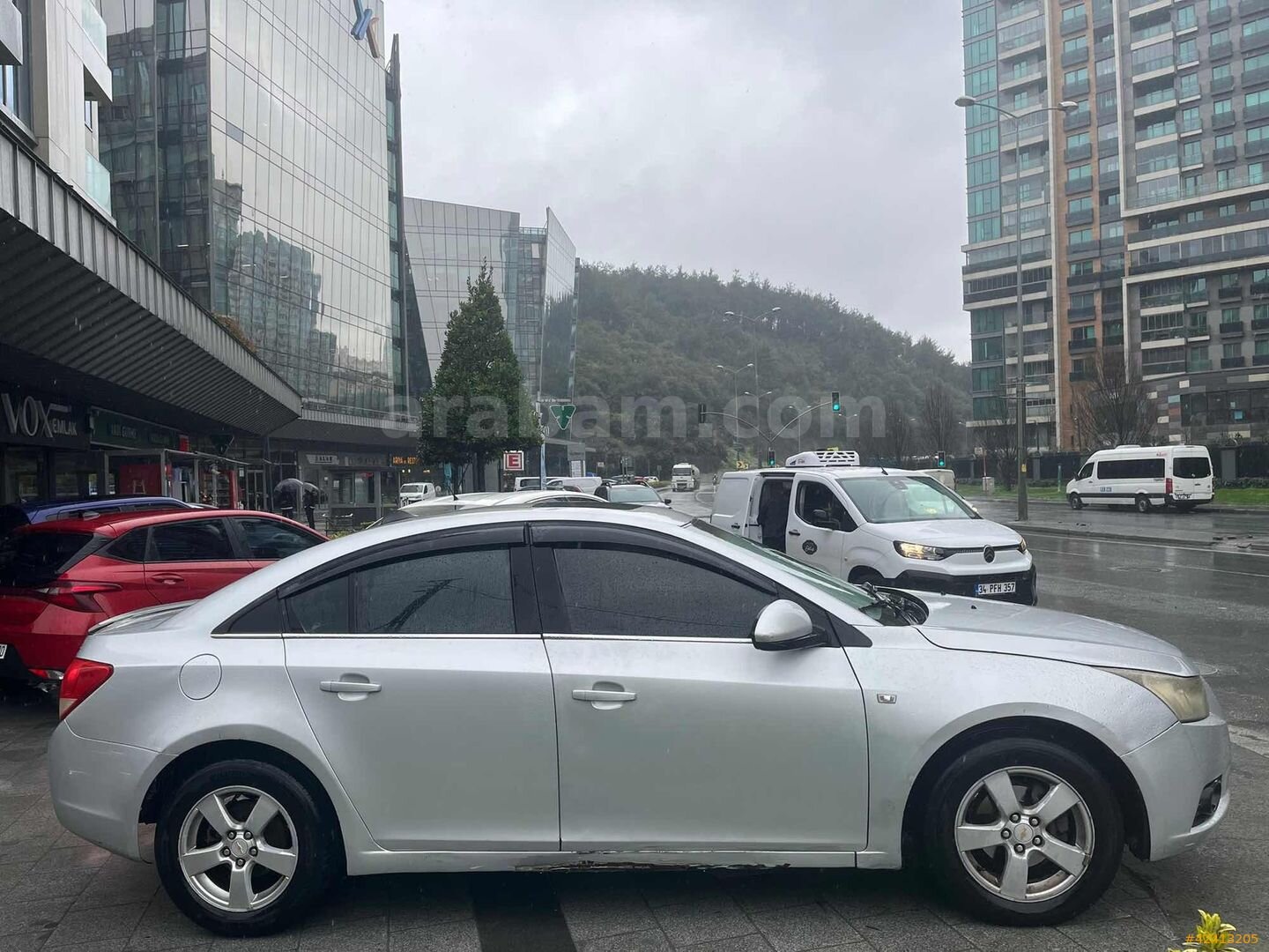 Galeriden Chevrolet Cruze 1.6 LS 2010 Model İstanbul 245.000 km Gri 6
