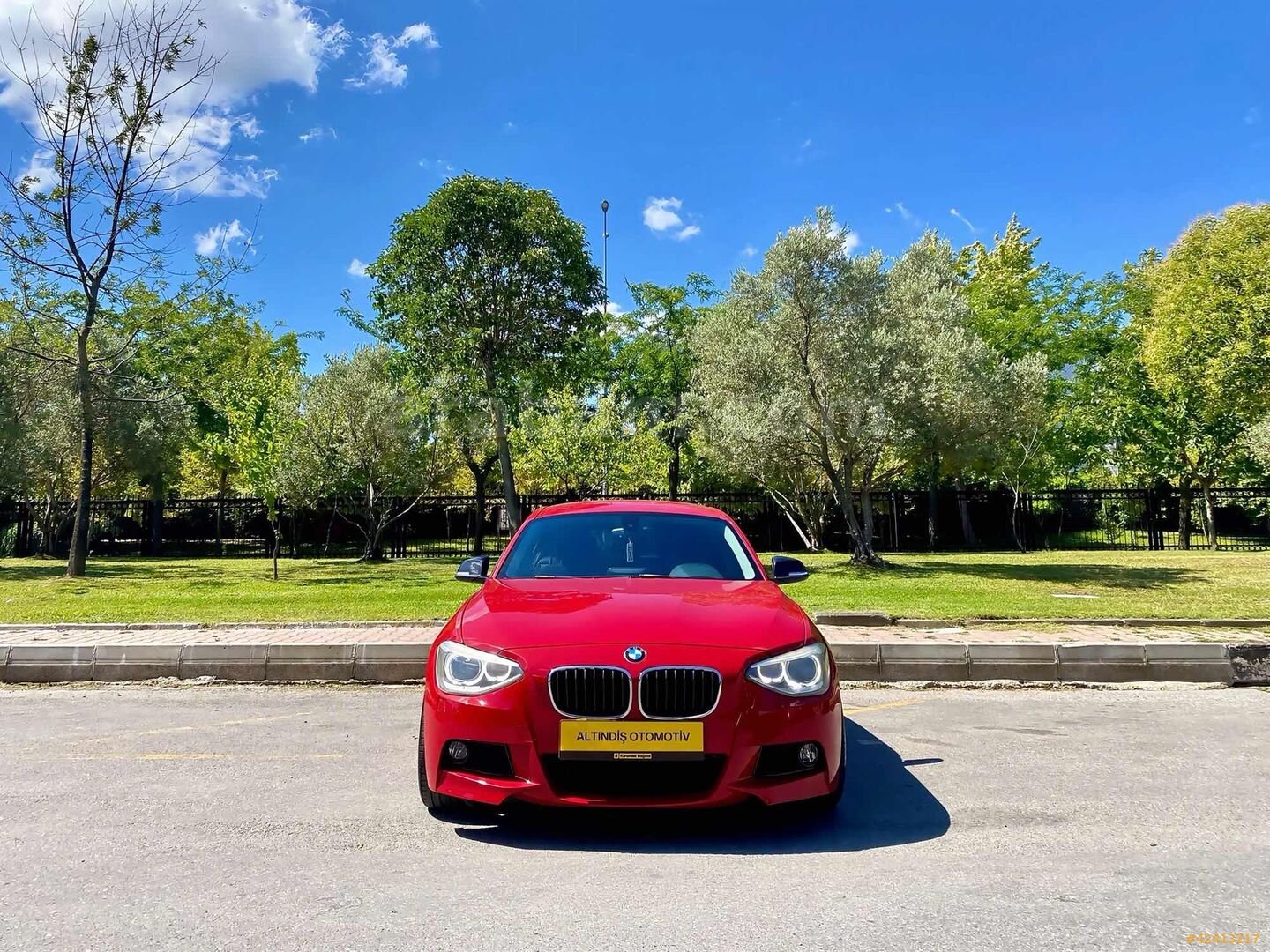 Galeriden BMW 1 Serisi 116i Sport Line 2012 Model İstanbul 125.000 km Kırmızı 2
