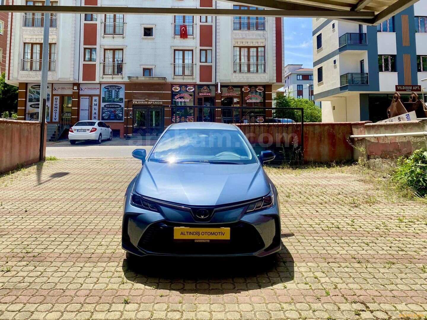 Galeriden Toyota Corolla 1.5 Vision Plus 2025 Model İstanbul 9.800 km Gri 3